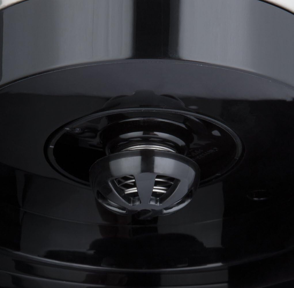 Кофеварка капельная Russell Hobbs 24020-56 металл