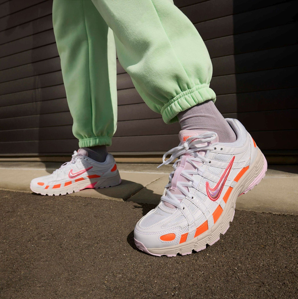 Кроссовки женские NIKE WMNS NIKE P-6000 BM