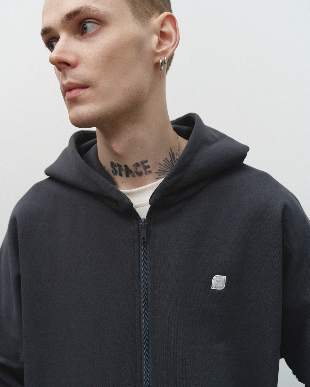 Zip-Up Hoodie Ragged LOGO Nine Iron