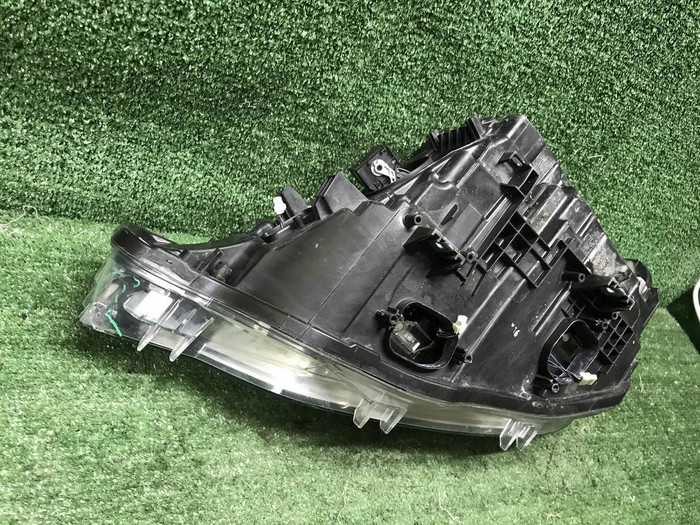 Фара правая BMW 3er F30 (2015-2020) LED