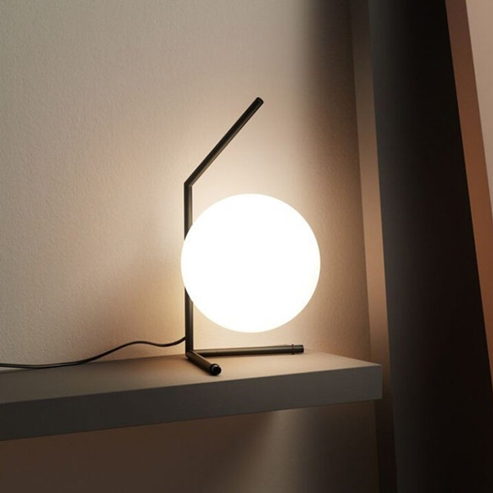 настольная лампа IC Lighting Flos Table 1 Low Black by Michael Anastassiades