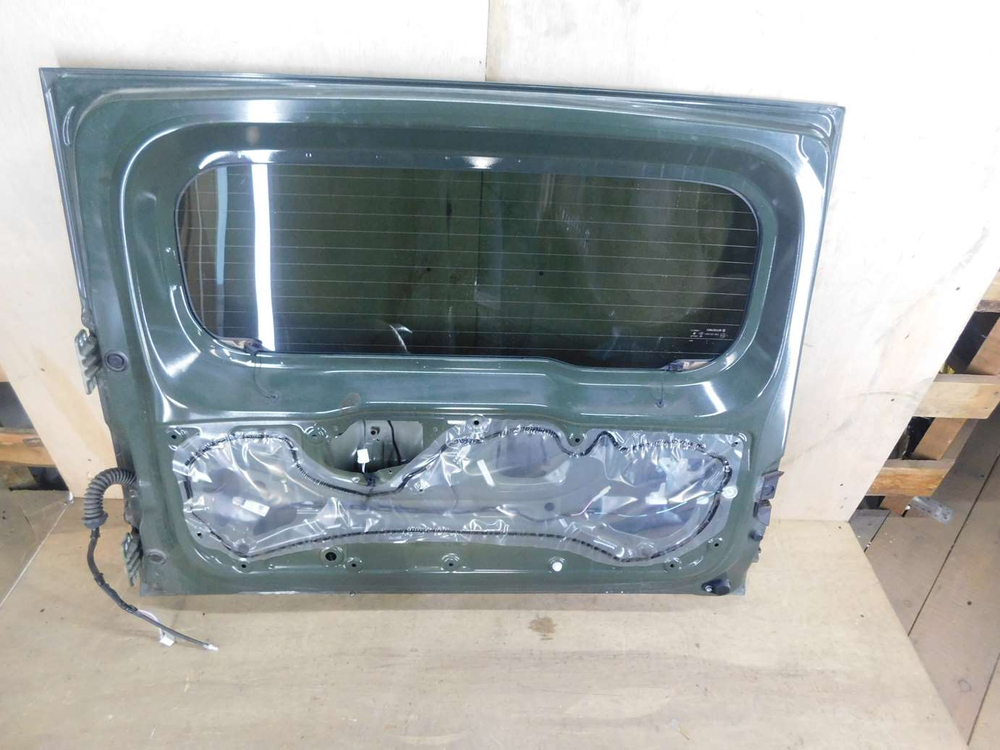 дверь задняя Suzuki Jimny JB64W