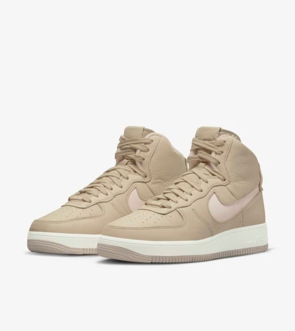 Кроссовки женские NIKE Air Force 1 Sculpt