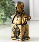 Бюст Дзержинского Ф. Э. гипсовый, 12×7.5×4.5 см.