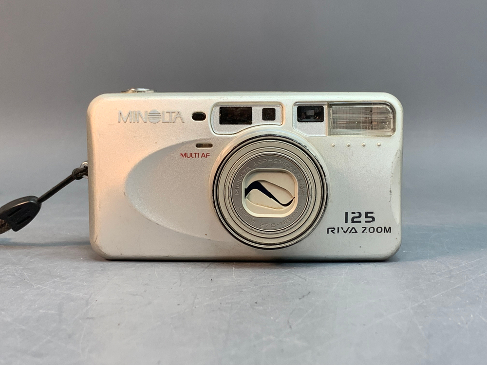 Minolta Riva Zoom 125