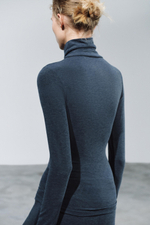 ФУТБОЛКА С ВОРОТНИКОМ-СТОЙКОЙ — ZARA