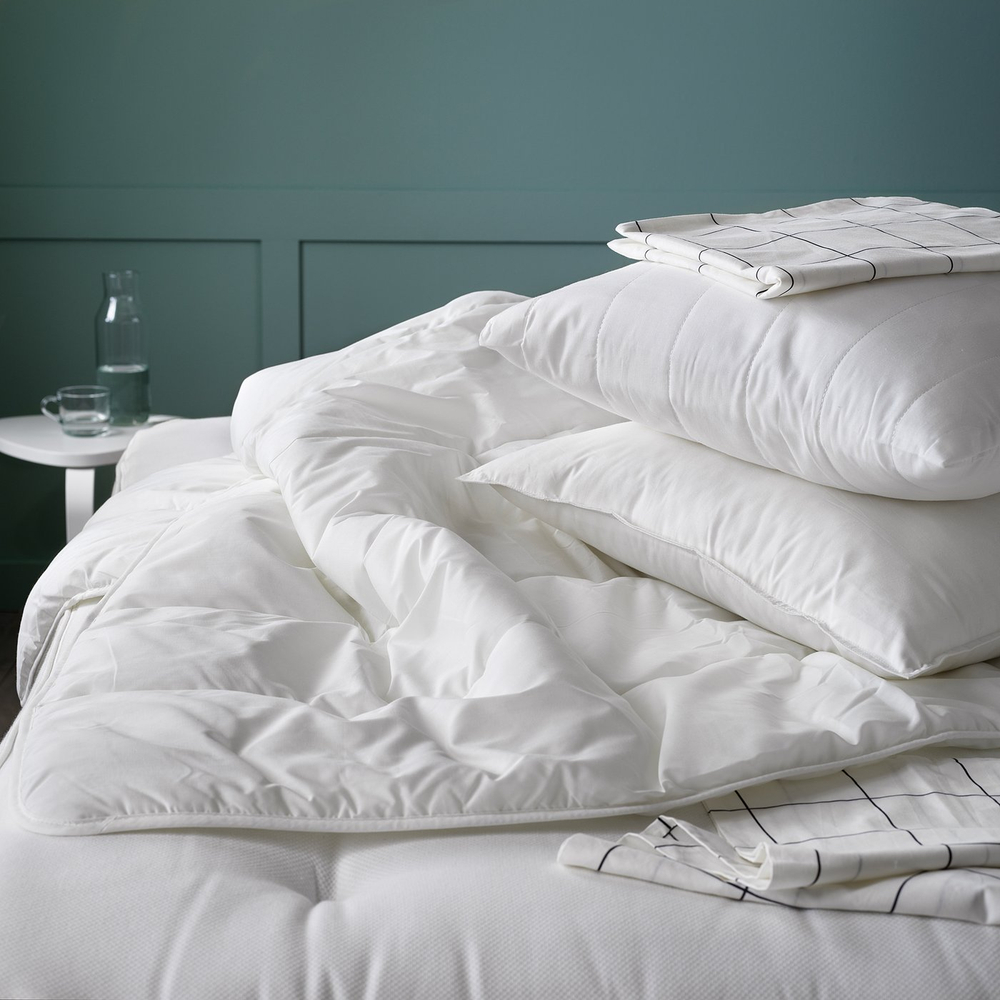 IKEA SMÅSPORRE  (ИКЕА СМОСПОРРЕ)  -  Одеяло, лёгкое тёплое 200х200 см