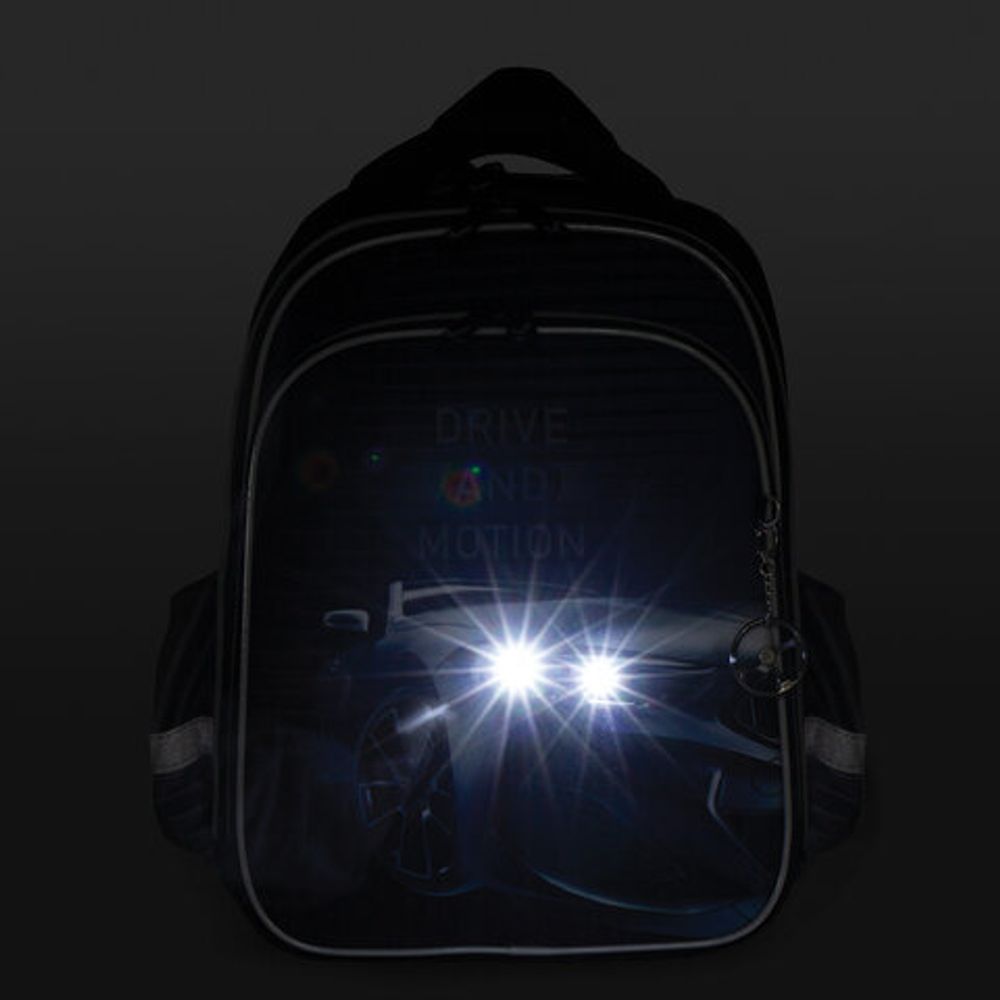 Ранец BRAUBERG QUADRO, 3 отделения, с брелоком, "Sport car", LED-ЛАМПОЧКИ, 37х28х18 см, 271359