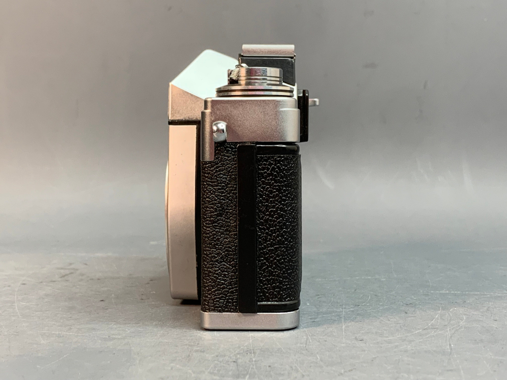 Praktica L