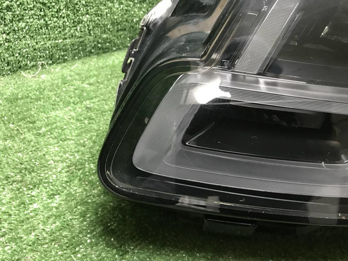 Фара левая Range Rover Vogue L405 17-22 Pixel LED