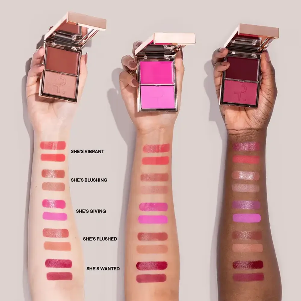 Палетка из двух кремовых и пудровых румян Patrick Ta Major Headlines Double Take Cream Powder Blush Duo - She's Giving