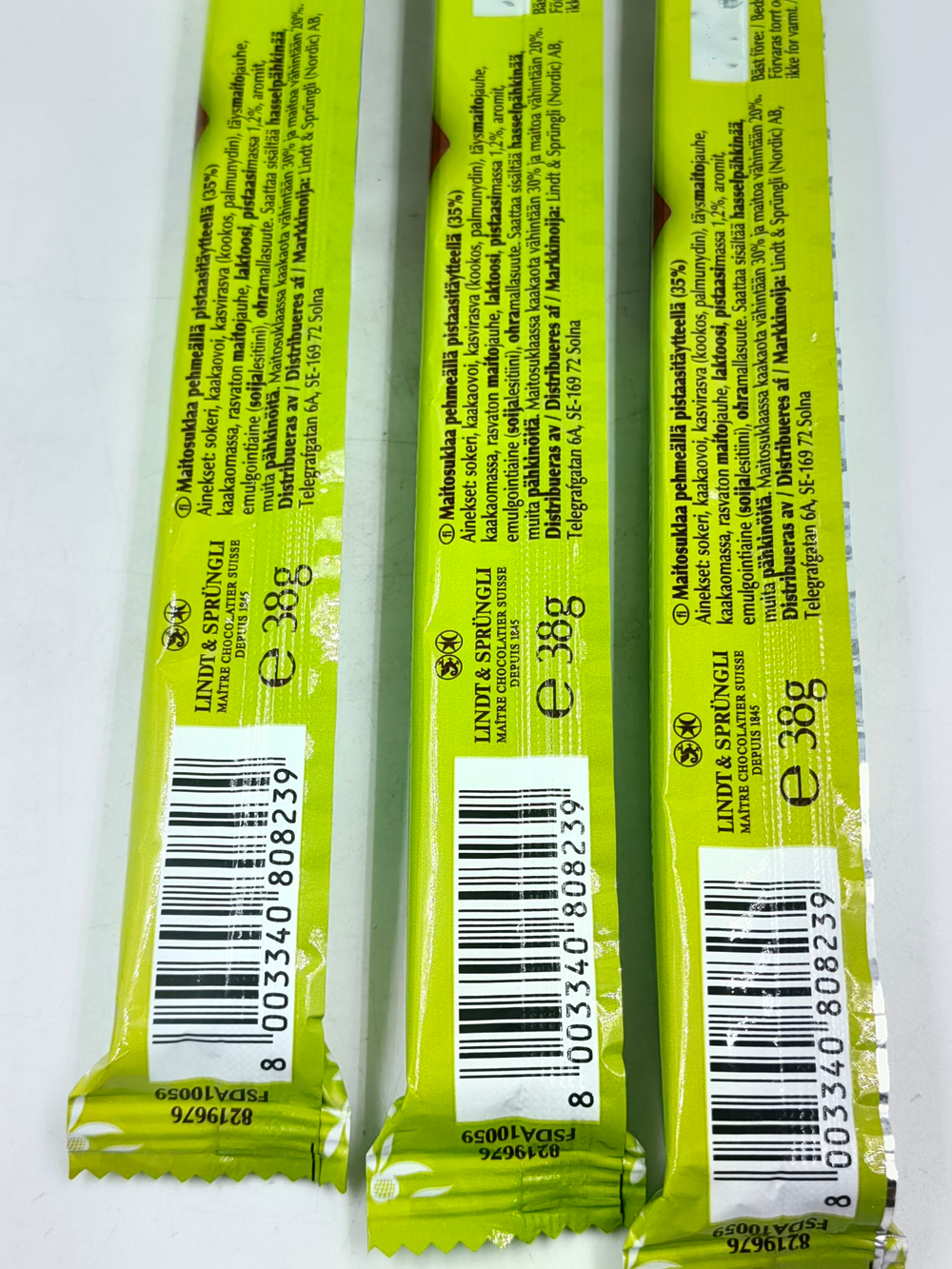 Lindt Lindor молочный шоколад с начинкой из фисташек, 3 шт. по 38 г (Италия)