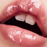 FENTY BEAUTY BY RIHANNA Gloss Bomb Universal Lip Luminizer 01 - Fenty Glow