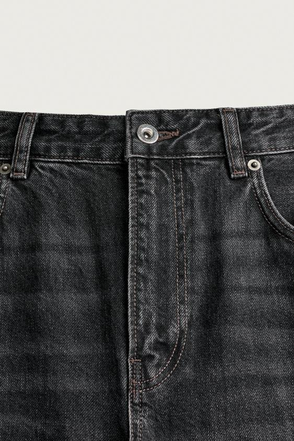 ZARA РАСКЛЕШЕННЫЕ ДЖИНСЫ С РАЗРЕЗАМИ, УГОЛЬНЫЙ