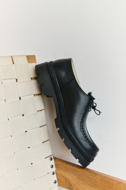 MOCTOE Black