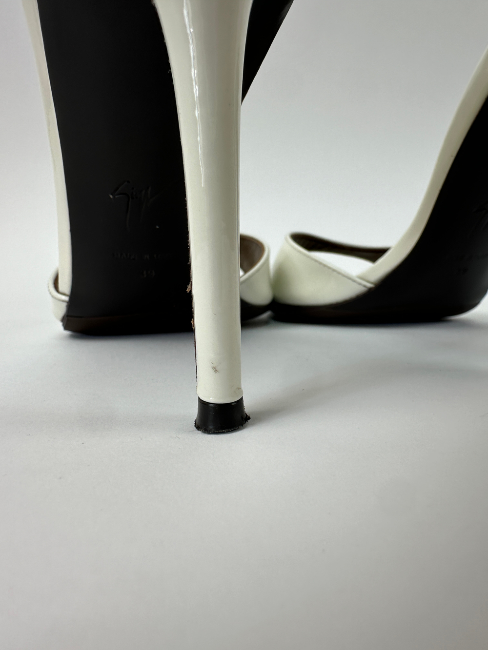 Мюли Giuseppe Zanotti