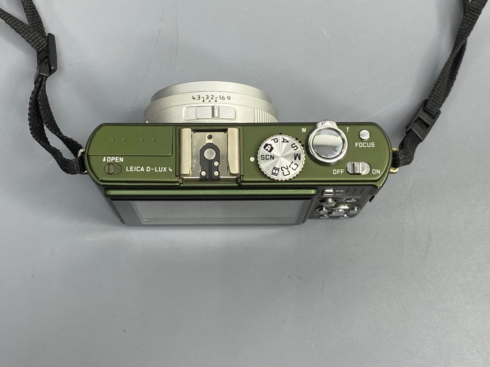 Leica Camera D-Lux 4