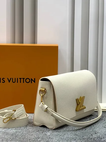 Сумка женская Louis Vuitton Soft Twist белый