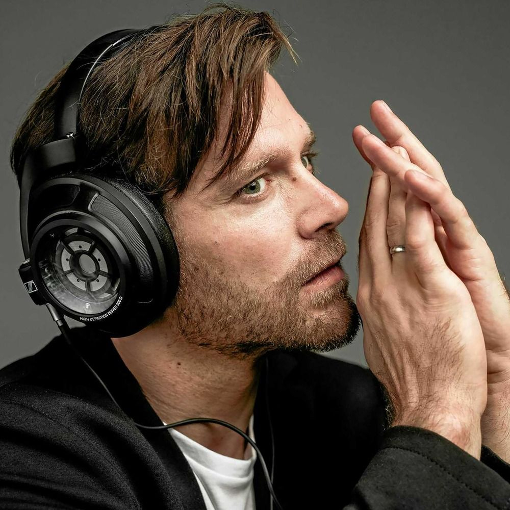 Наушники Sennheiser HD 820, black