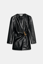 ПЛАТЬЕ ИЗ ИСКУССТВЕННОЙ КОЖИ С ЗОЛОТИСТОЙ ДЕТАЛЬЮ — ZARA
