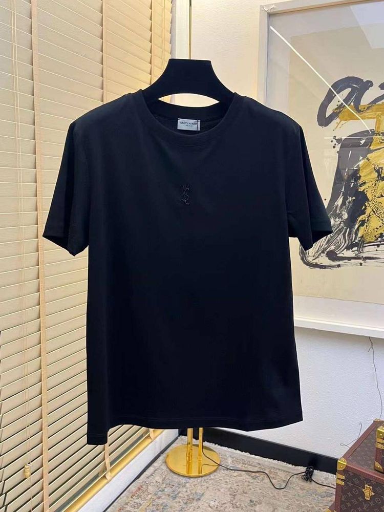 Шуба Yves Saint Laurent