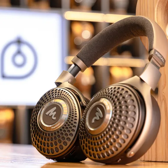 Focal Bathys MG Chestnut