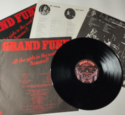 Винтажная виниловая пластинка LP Grand Funk All The Girls In The World Beware (Japan 1975) (No Obi) Memories