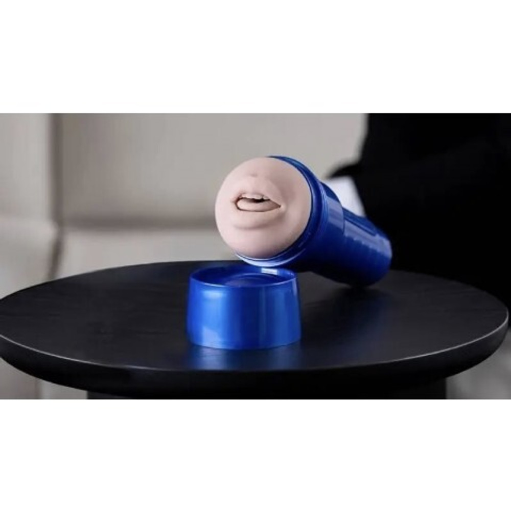 Мастурбатор Fleshlight Boost Blow светлый (рот)
