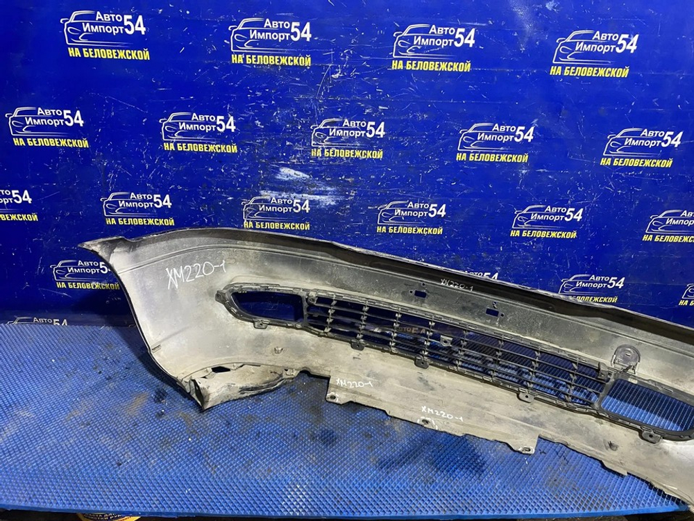 Бампер передний SUBARU TRAVIQ 2003