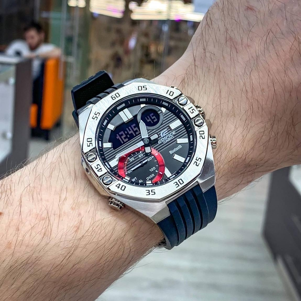 Наручные часы Casio ECB-10P-1A