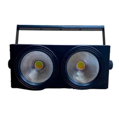 SHOWLIGHT LED BLINDER 2H WW+CW - СВЕТОДИОДНЫЙ БЛИНДЕР 2LEDx100W, Светодиодный источник: 2x100 Вт CO