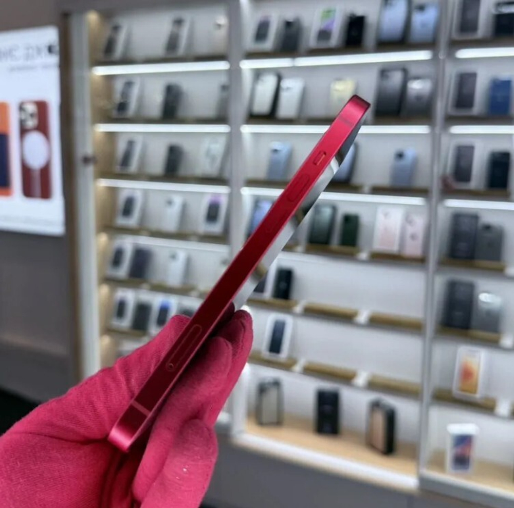 iPhone 13, 128 ГБ б/у