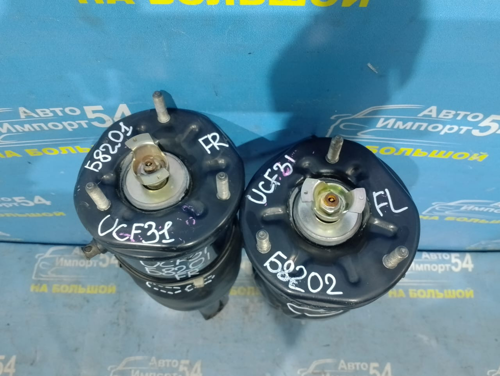 Стойка передняя правая TOYOTA CELSIOR 2000-2006