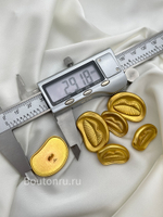 Пуговицы золотистые Скиап. "Губы"