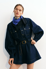 Джинсовое платье с ремнём — длинные рукава - H&M