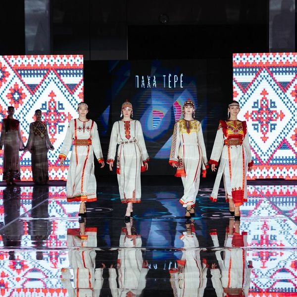 Фабрика "Паха тĕрĕ" приняла участие в показе коллекций в День народного единства