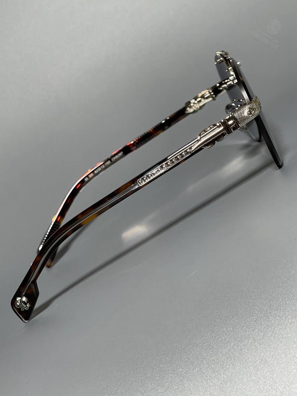 Солнцезащитные очки Chrome Hearts