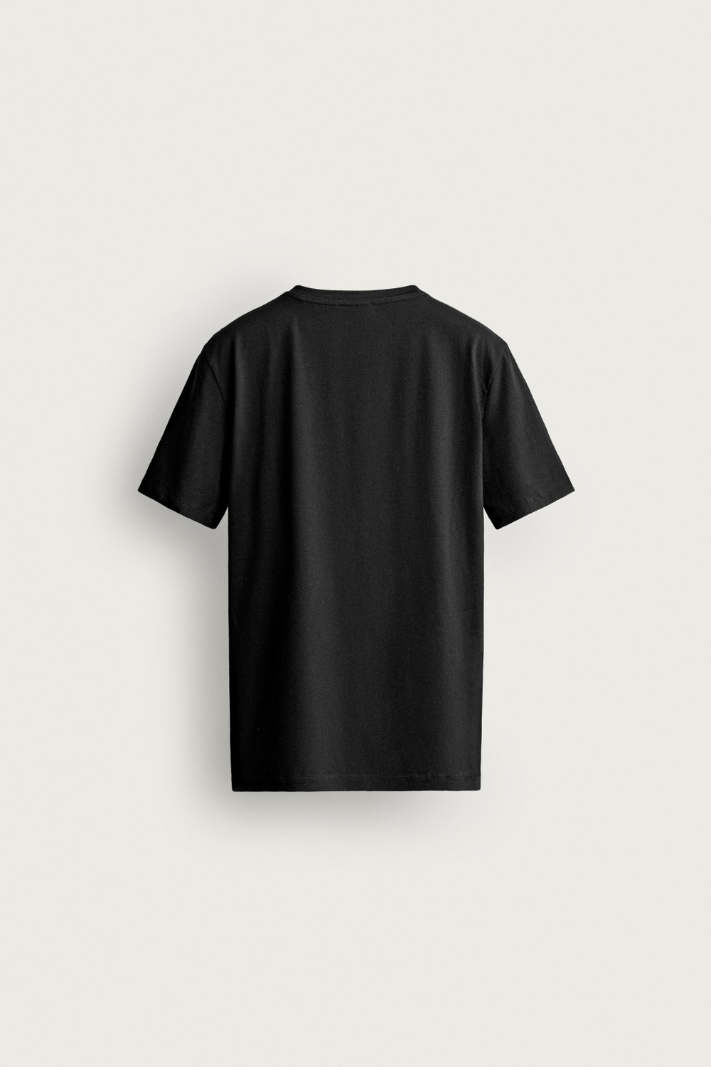 БАЗОВАЯ ФУТБОЛКА SLIM FIT /01 — ZARA