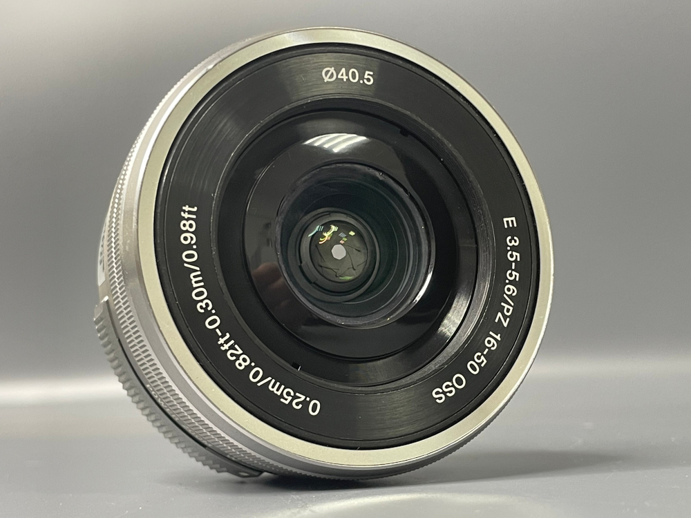 Sony A5100 kit 16-50mm 3100 кадров