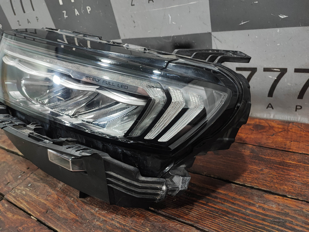 Фара левая LED Geely Tugella 19-нв Б/У Оригинал 7051026800