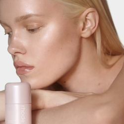 RHODE Молочко для сияния [01 Жемчужно-розовый/01 Pearly Pink] Rhode Highlight Milk 65мл