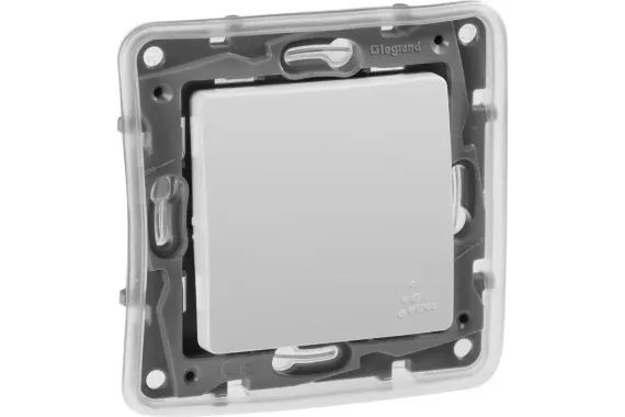 Выключатель Legrand Etika 1-клавишный IP44 проходной белый 30184