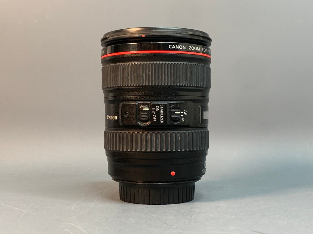 Canon EF 24-105mm 4L IS USM царапины на передней линзе