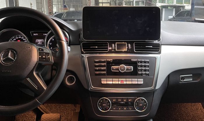 Магнитола для Mercedes-Benz ML (W166), GL (X166) 2011-2015 - Parafar PF7115A138/128ML/GL монитор 12.3" на Android 14, Быстрая, CarPlay, 4G SIM-слот