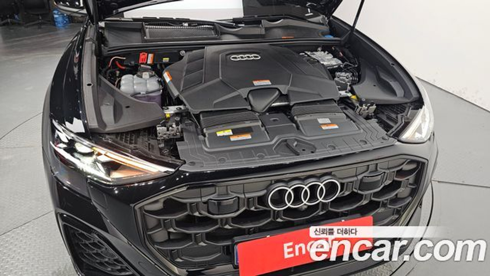 Audi Q8 55 TFSI Quattro Premium — 2026