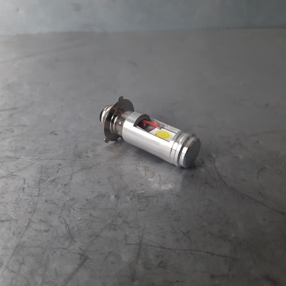 лампа фары диодная супер яркая LED (8-80V) 12V 1 усик лампа фары диодная супер яркая LED (8-80V) 12V 1 усик