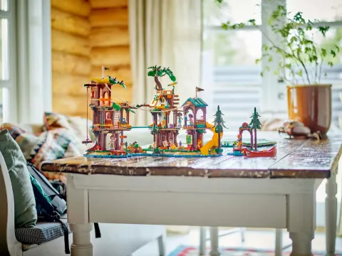 Конструктор LEGO Friends 42631 Дом на дереве в летнем лагере