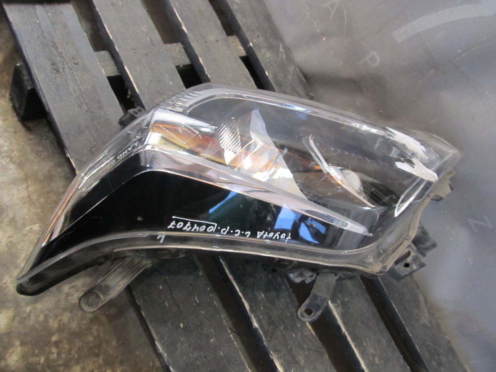 Фара левая LED Toyota Land Cruiser Prado 150 13-17 Б/У  8118560J20