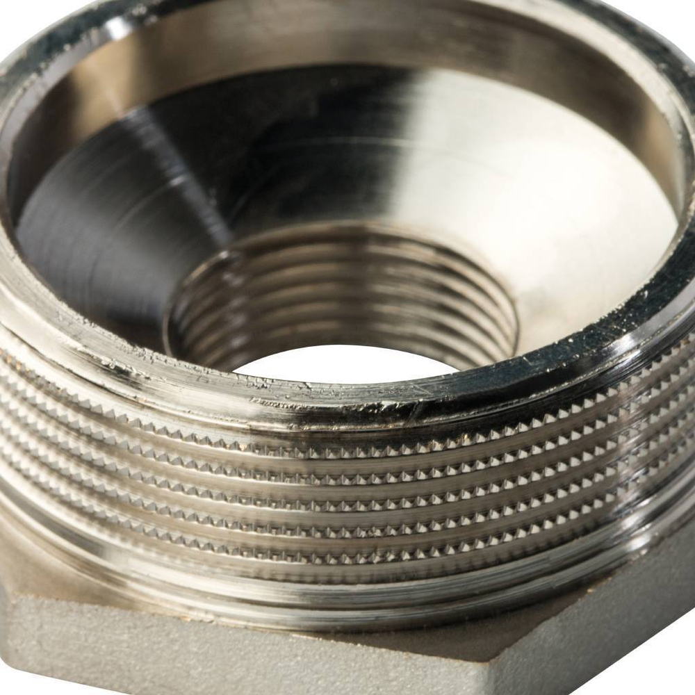 Футорка никелированная       1 1/2" X 3/4"