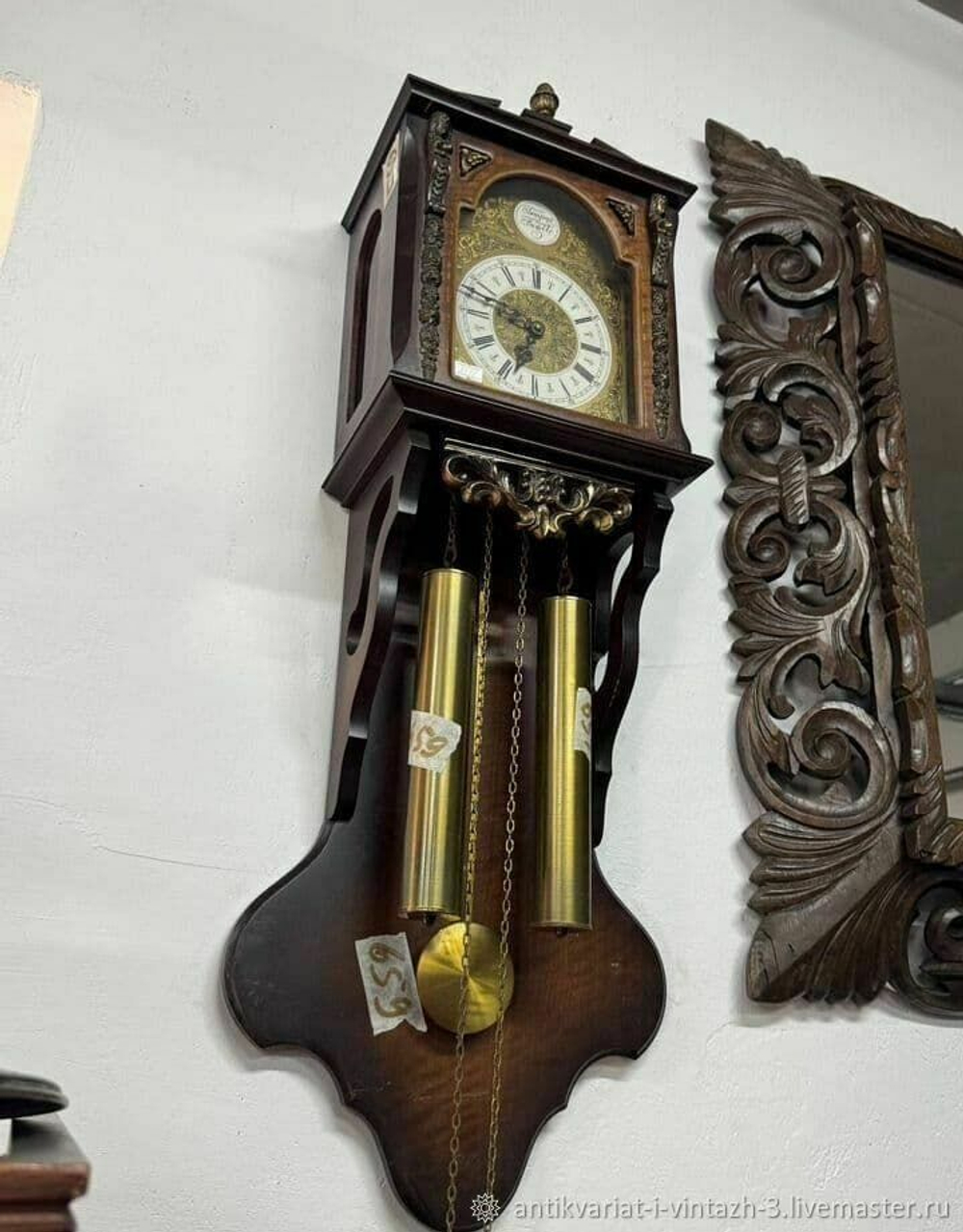 Старинные настенные часы